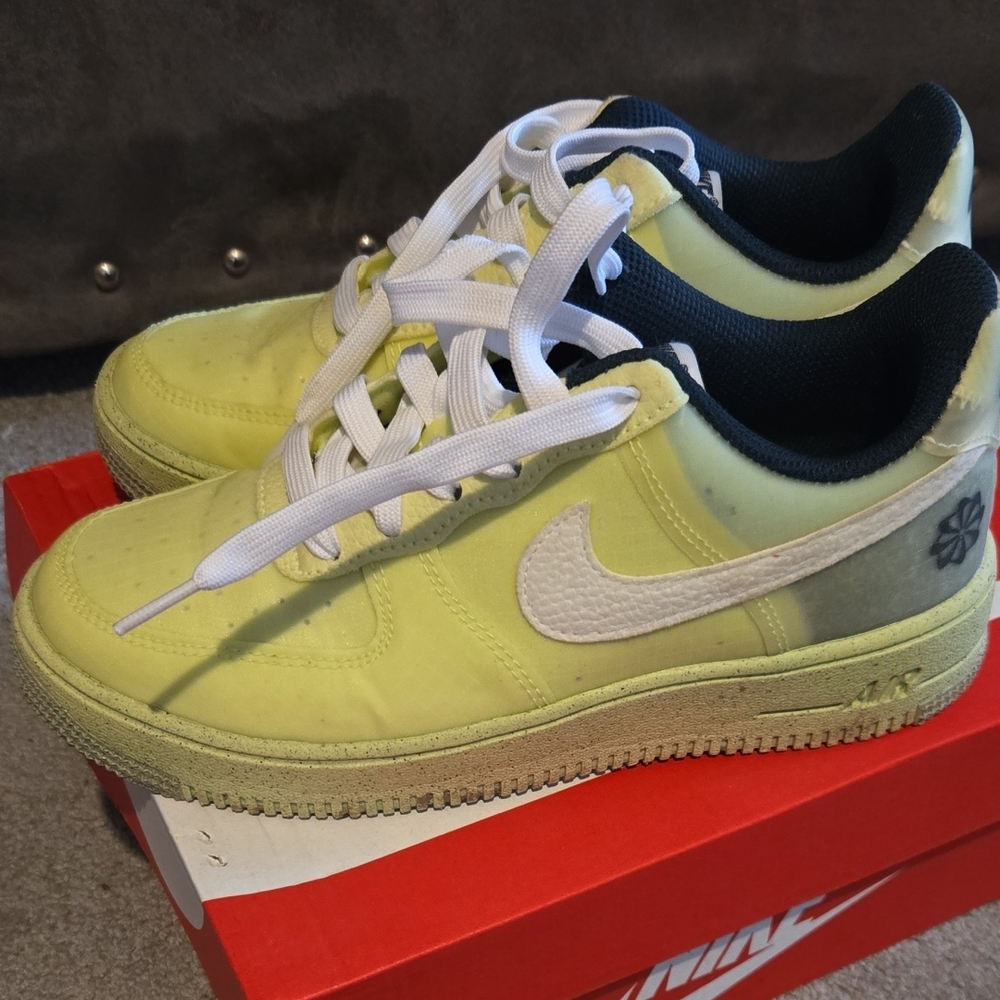 Nike Court Legacy